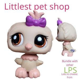 Hasbro Littlest Pet Shop rare cream bird brown eye bird retired collectible toy